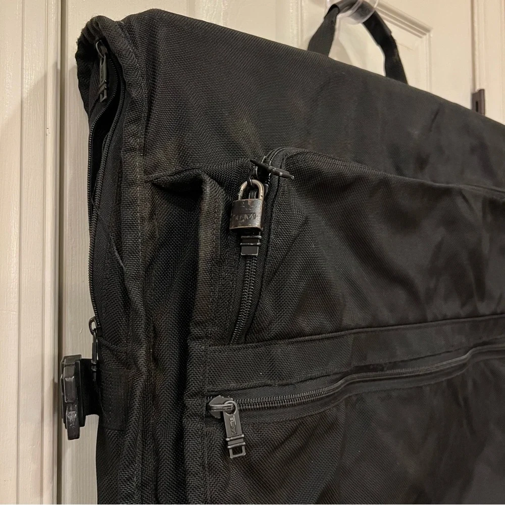 Vintage Tumi Foldable Garment Travel Bag Black Crossbody Strap